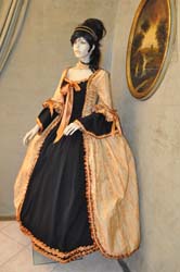 Costume Storico Settecento Veneziano (1)