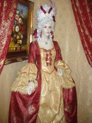 Costume