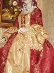 Costume