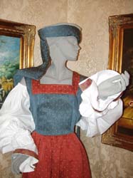 Costume