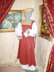 Costume