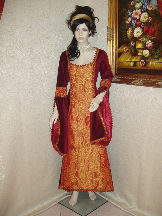 Costume