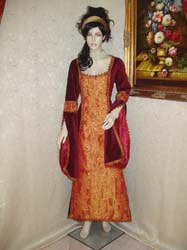 Costume