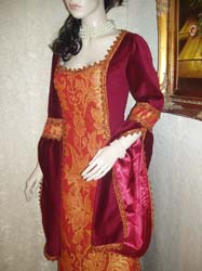 Costume
