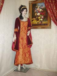 Costume
