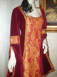 Costume