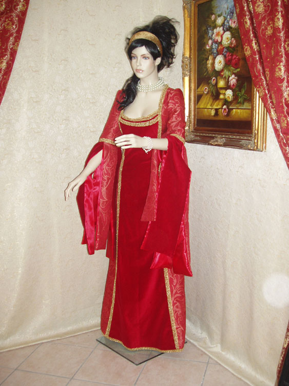 Costume