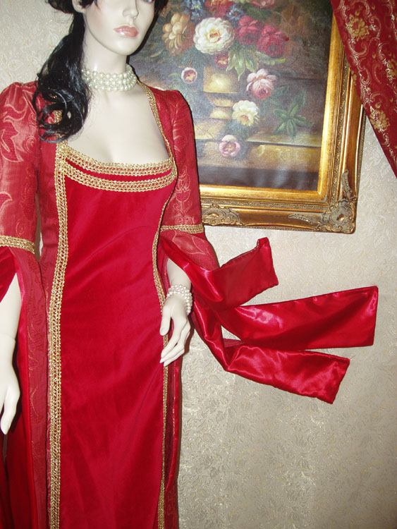 Costume