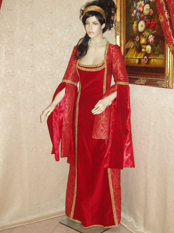 Costume