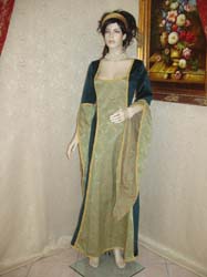 Costume