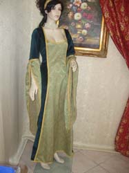 Costume