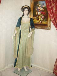Costume