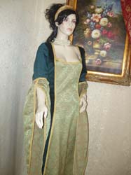 Costume