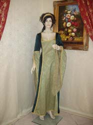 Costume