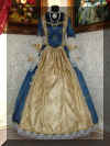 Costume spettacolo.JPG (1097647 byte)
