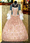 Costume veneziano.JPG (958435 byte)