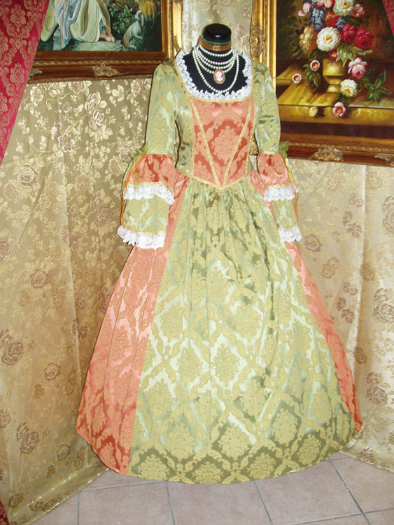 Costumi