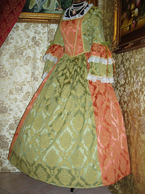 Costumi