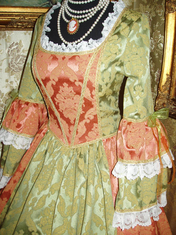 Costumi