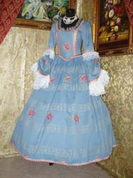 Costume