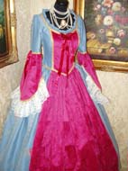 Costume