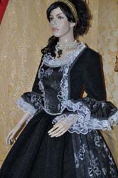 Costume