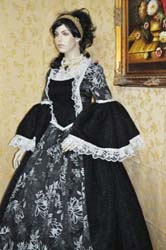 Costume