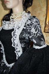 Costume