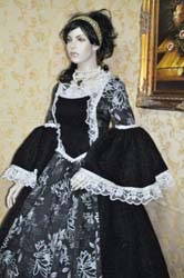 Costume