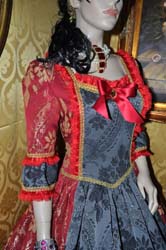 Costume