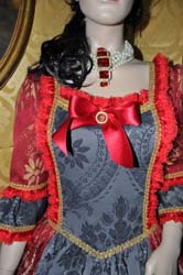 Costume