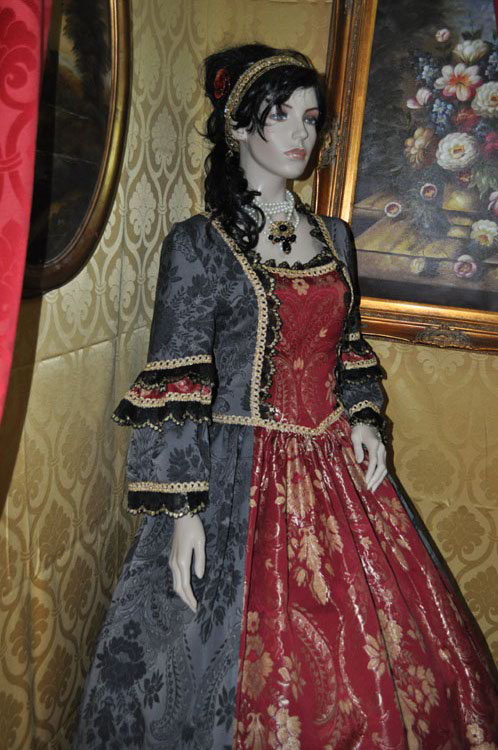 Costumi