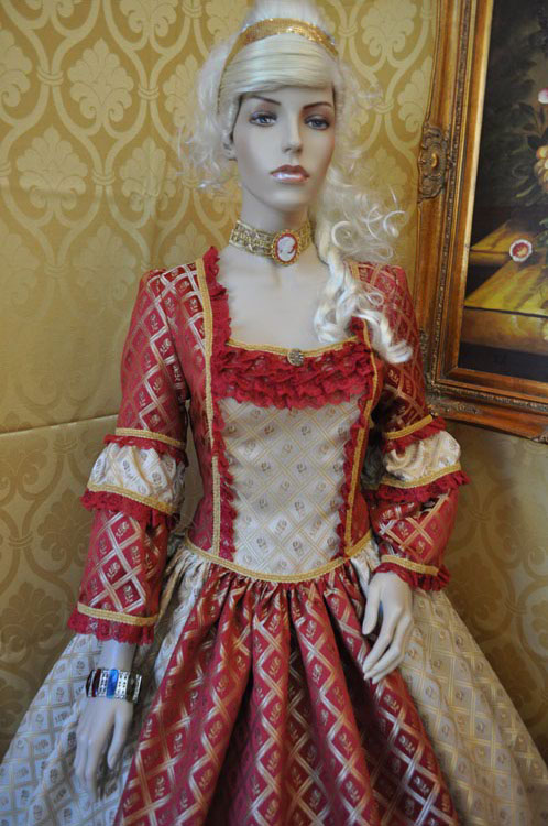 Costumista