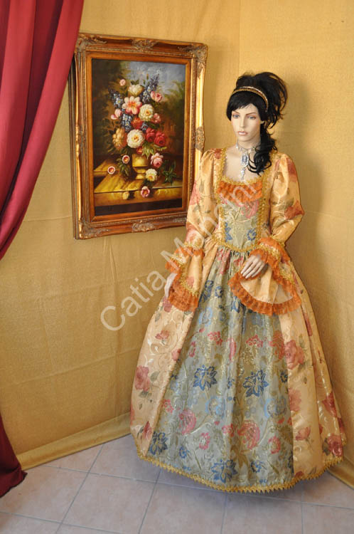 Venetian Costumes for rent (10)