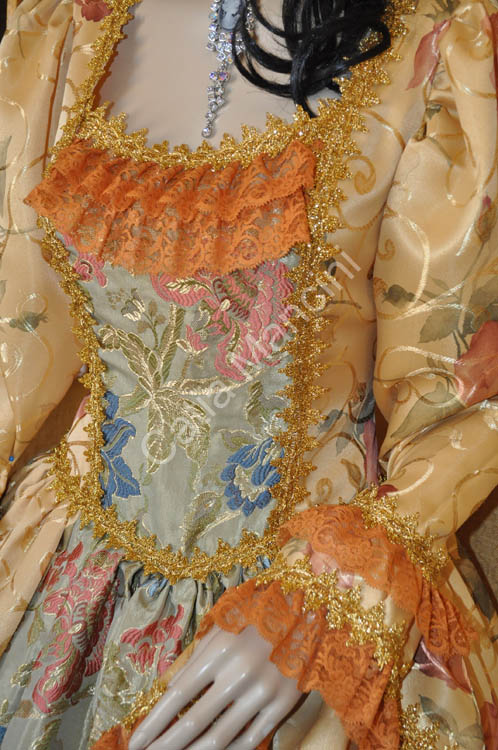 Venetian Costumes for rent (7)
