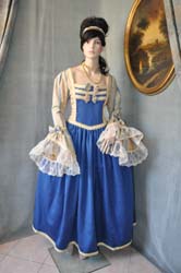 Costume-Storico-Epoca-1700 (2)