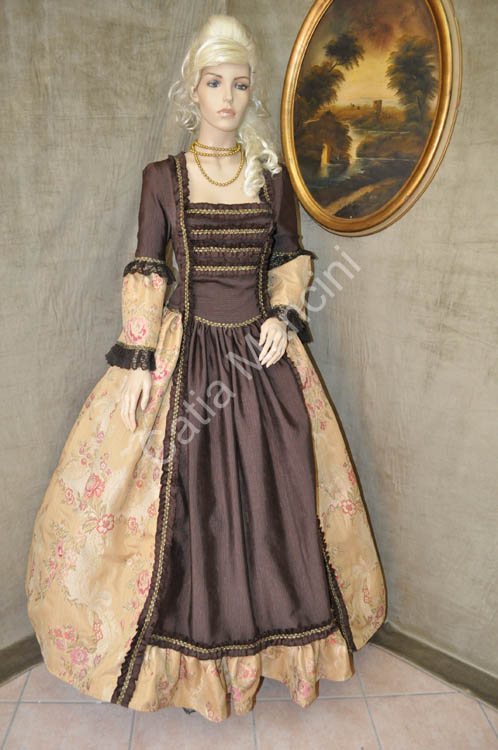 Abito-Dama-del-Settecento (4)