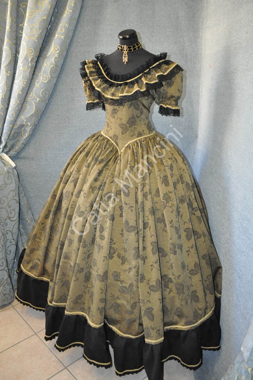 costumes historiques du XIXe siècle (16)
