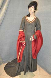 historical costume medieval Italian woman (13)
