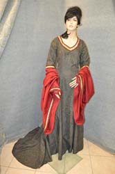 historical costume medieval Italian woman (5)