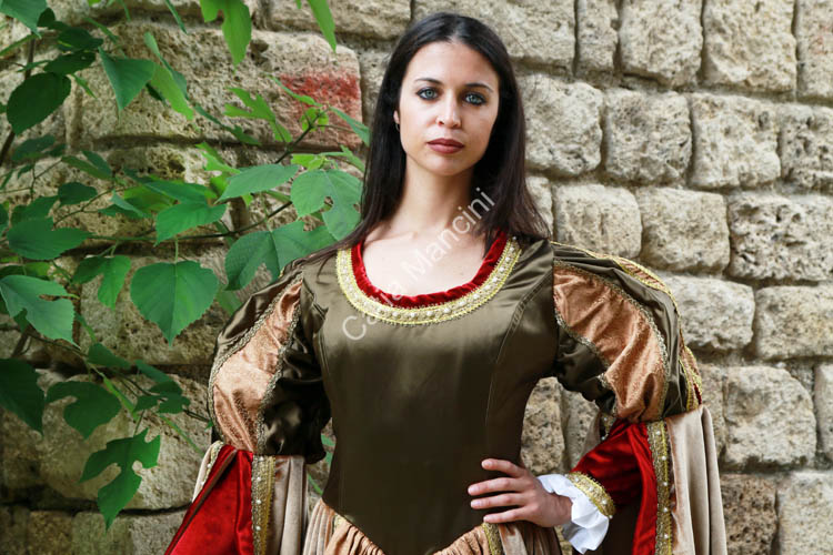 Costume Storico Medioevale Velluto (7)