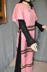 Vestito-del-Medioevo-Femminile (4)