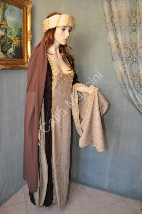 Vestito del Medioevo Femminile