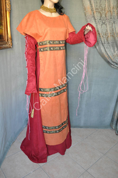 Veste-Femminile-tipica-Medioevo (5)