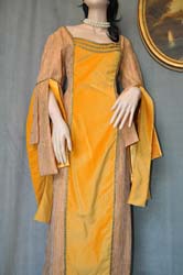 Veste-Donna-del-Medioevo (11)