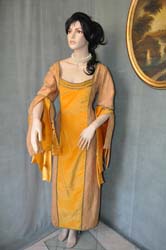 Veste-Donna-del-Medioevo (4)