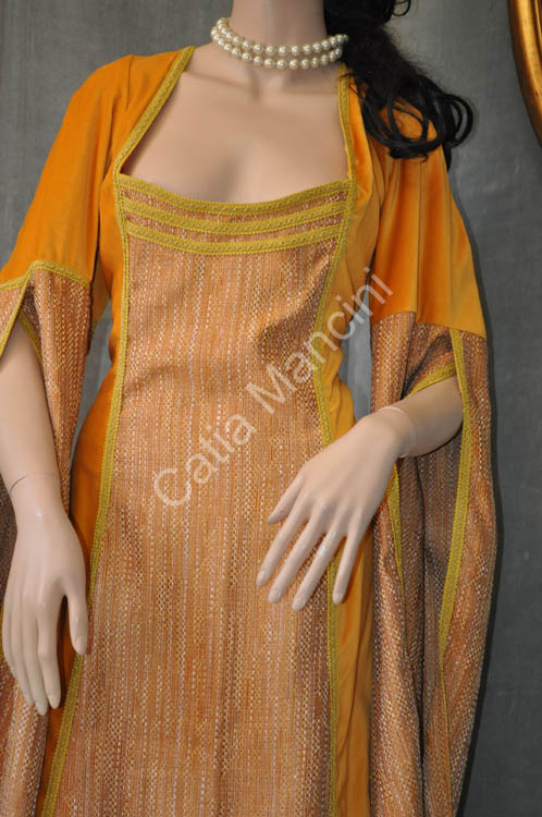 Costume-Storico-Medioevale