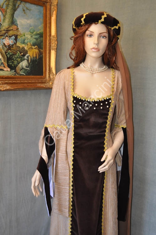 Vestito per cortei Medioevali (9)