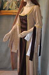 Vestito per cortei Medioevali (3)