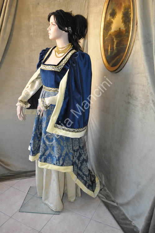 Vestito Medievale del 1350 (1)